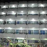 Ozgun Kusadası