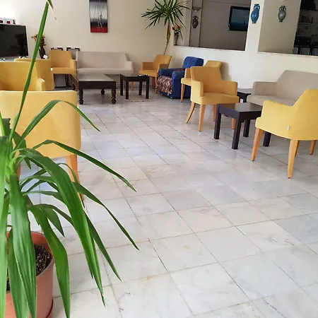 Ozgun Kusadası