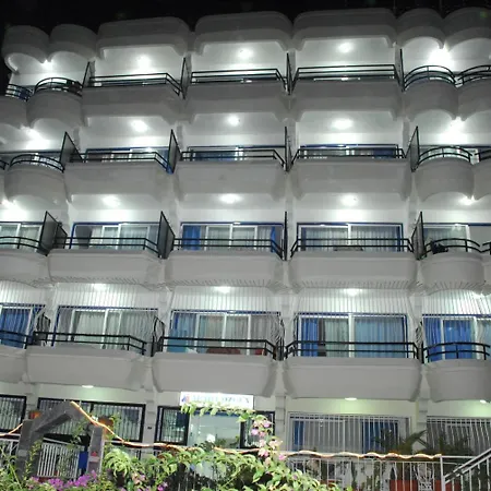 Lägenhetshotell Ozgun Kusadası