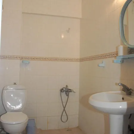 Lägenhetshotell Ozgun 4*