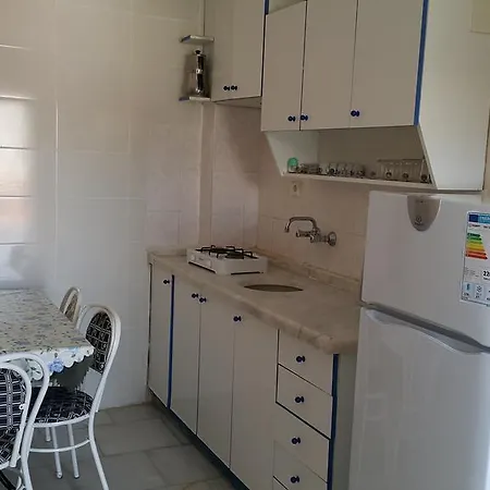 Ozgun شقة فندقية كوشاداسيه